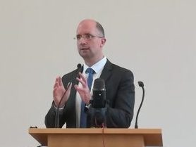 Bild zum Beitrag Präses-Vortrag: „Die Zukunft des Protestantismus und die Rolle von Landes- und Freikirchen“