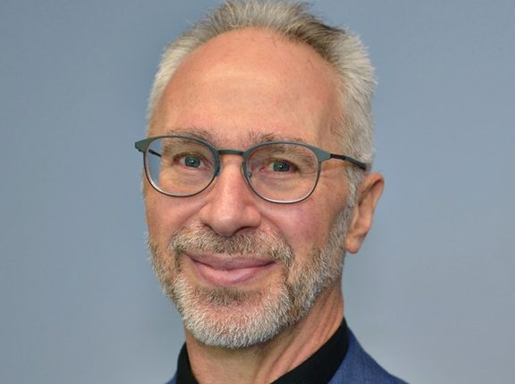 Bild zum Beitrag KiHo Wuppertal verleiht Ehrendoktorwürde an Prof. Dr. Carl Ehrlich