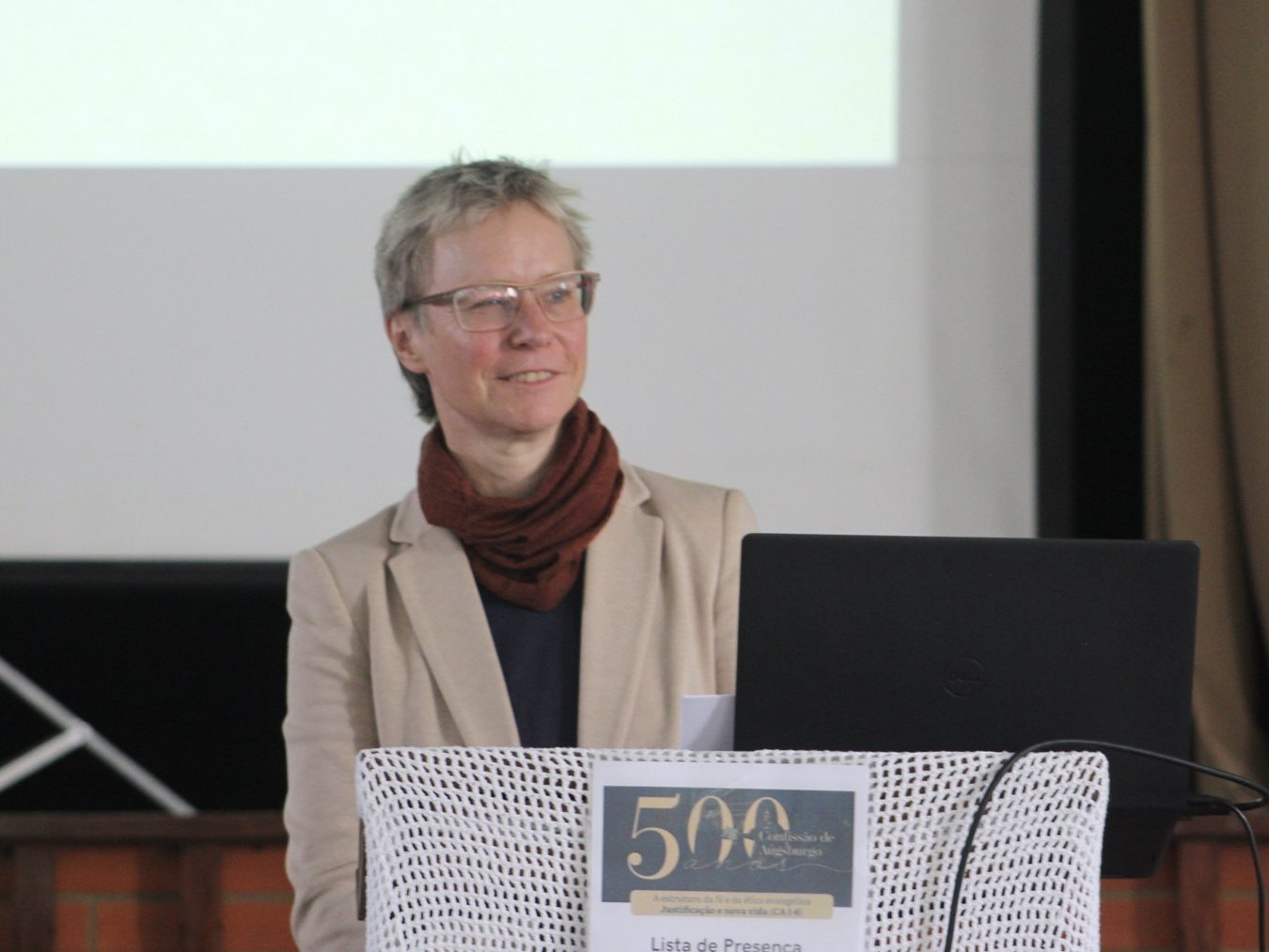 Bild zum Beitrag KiHo-Professorin eröffnet internationale theologische Symposienreihe in Brasilien